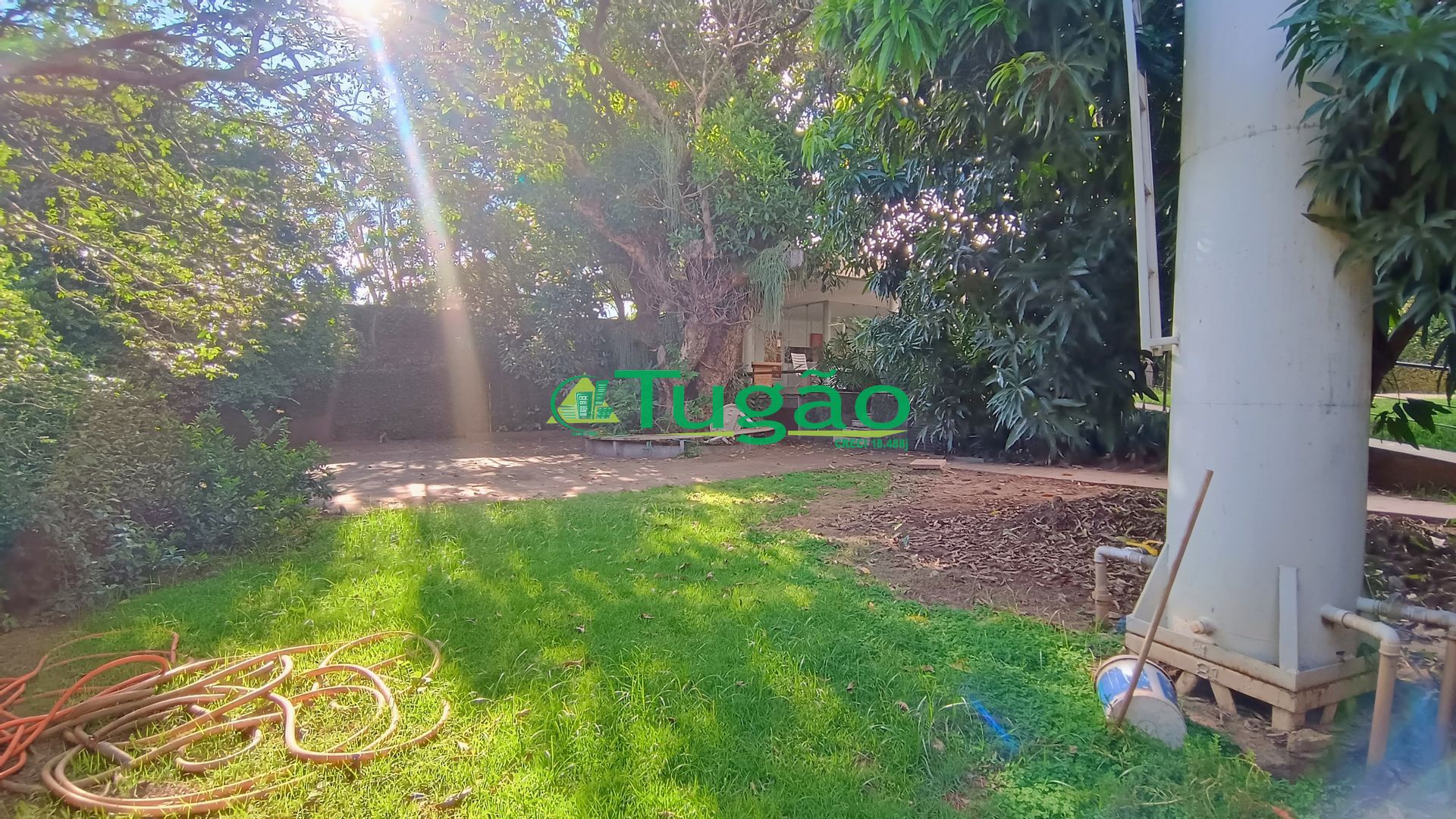 Casa com 6 quartos para aluguel, 355m² — foto 20 de 24