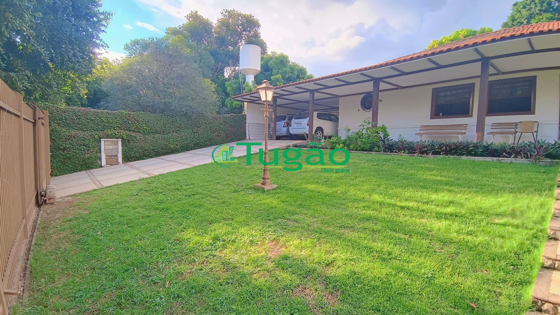 Casa com 6 quartos para aluguel, 355m² — foto 23 de 24