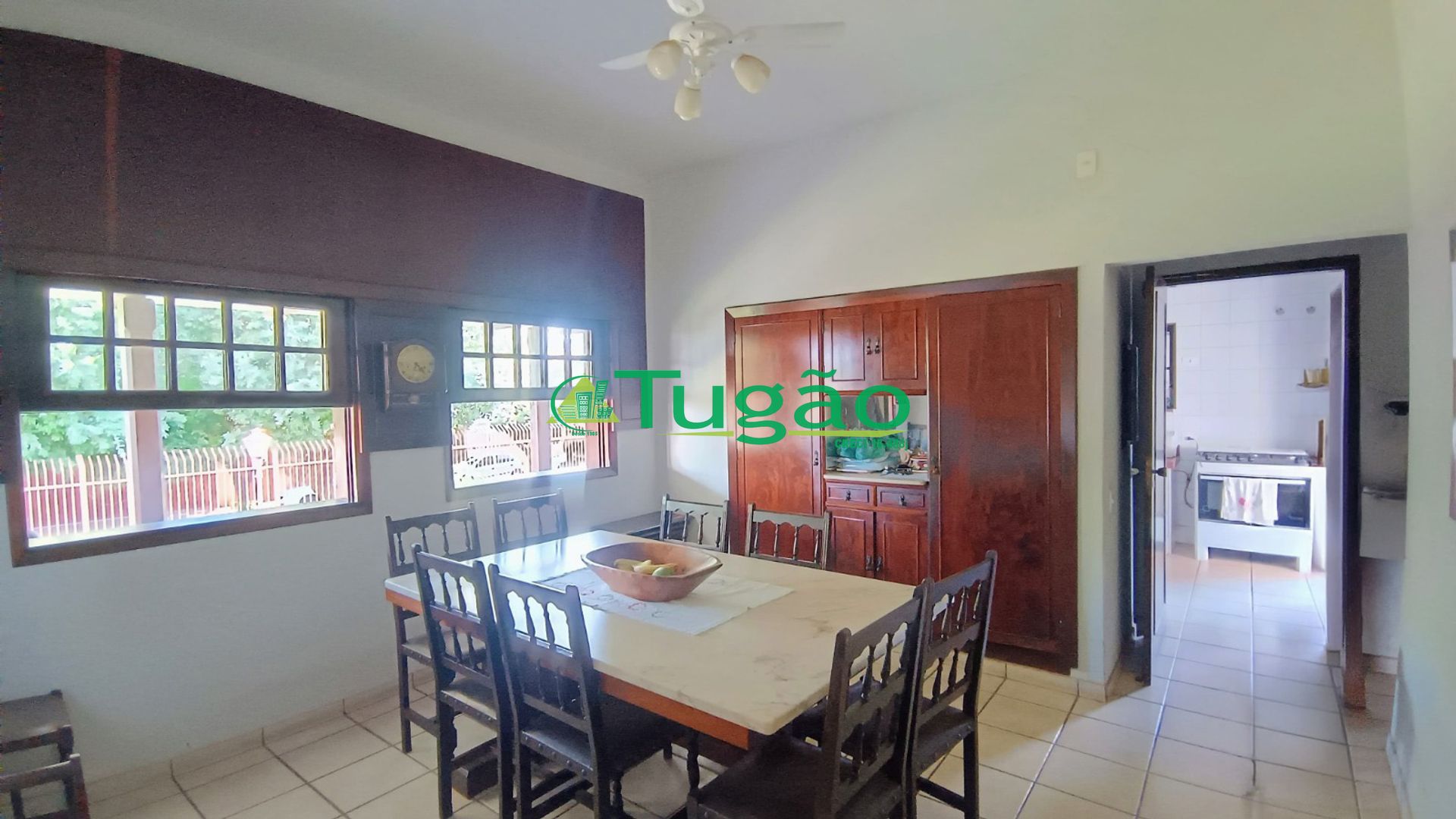 Casa com 6 quartos para aluguel, 355m² — foto 1 de 24
