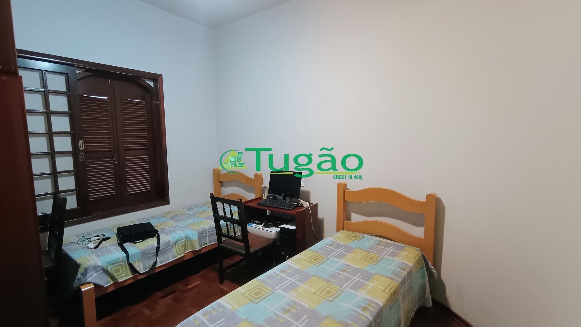 Casa com 6 quartos para aluguel, 355m² — foto 9 de 24