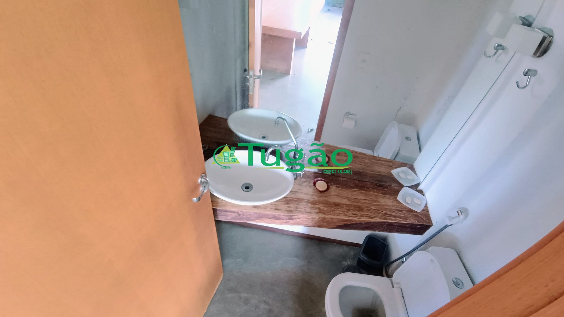 Casa com 6 quartos para aluguel, 355m² — foto 18 de 24
