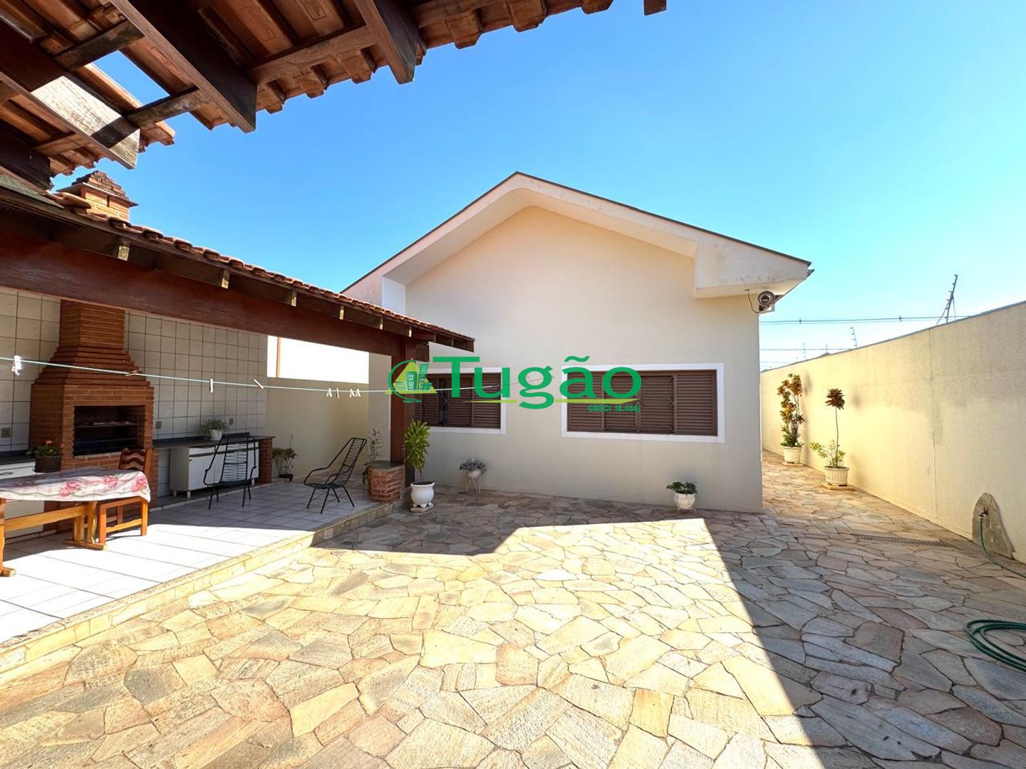 Casa com 3 quartos à venda, 190m² — foto 4 de 23