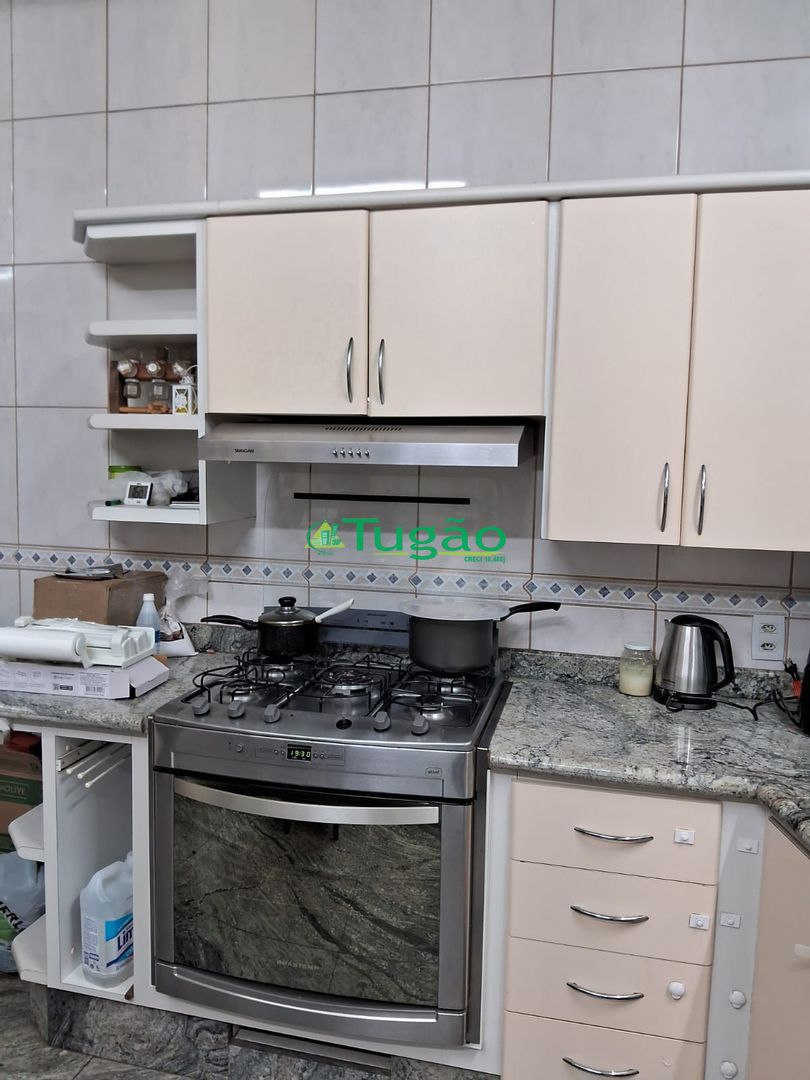 Casa com 4 quartos à venda, 426m² — foto 13 de 22