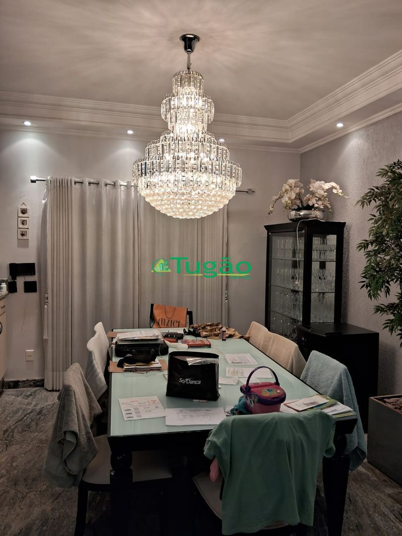 Casa com 4 quartos à venda, 426m² — foto 19 de 22