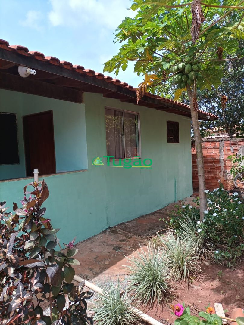 Fazenda / Sítio / Chácara com 4 quartos à venda, 165m² — foto 2 de 12