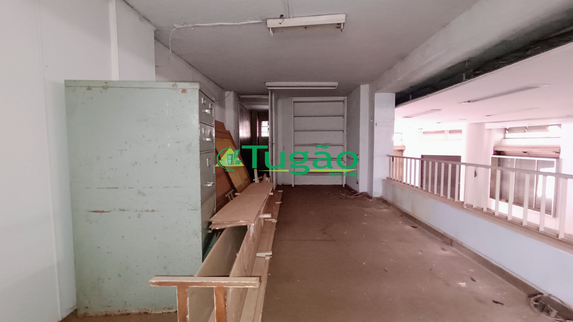 Loja / Salão / Ponto Comercial  para aluguel, 250m² — foto 8 de 8
