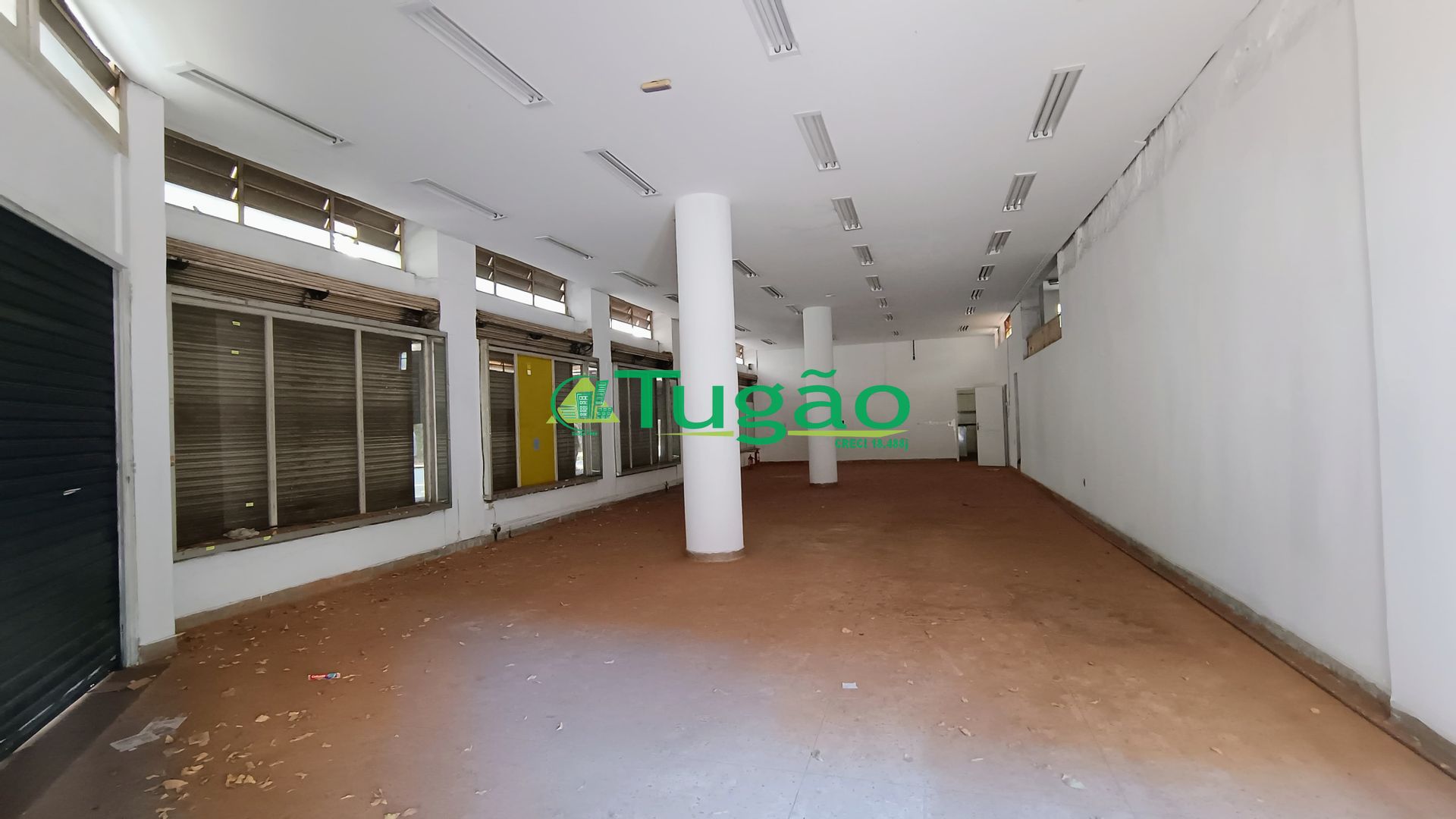 Loja / Salão / Ponto Comercial  para aluguel, 250m² — foto 2 de 8