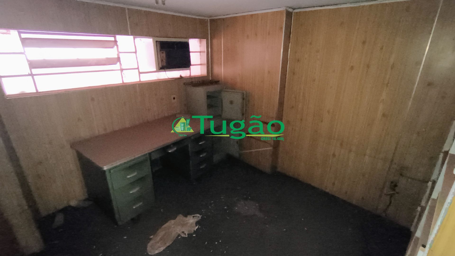 Loja / Salão / Ponto Comercial  para aluguel, 250m² — foto 7 de 8