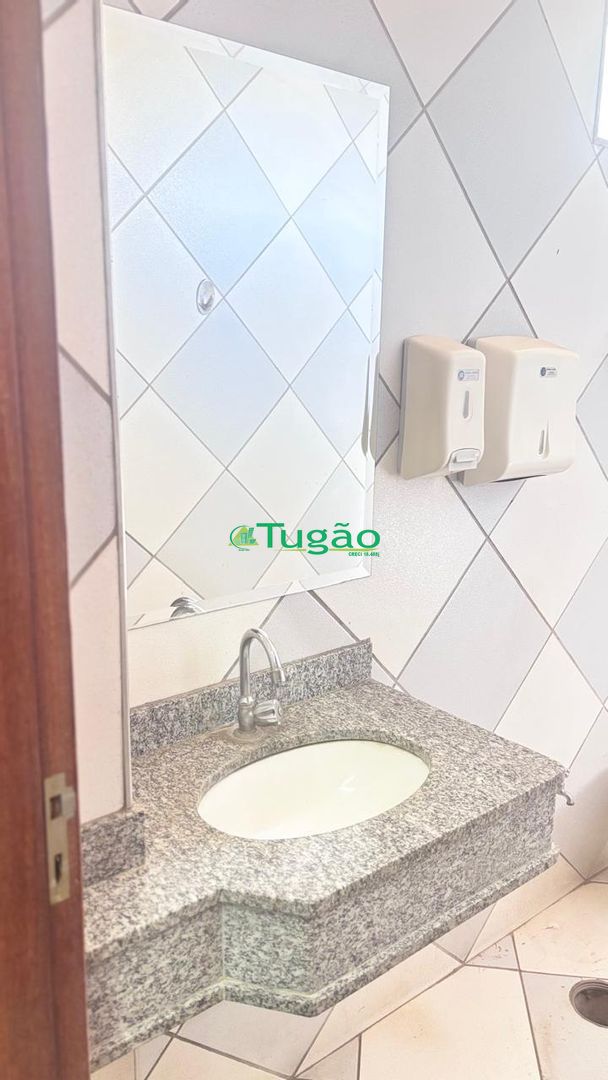 Galpão / Depósito / Armazém  para aluguel, 3800m² — foto 3 de 18