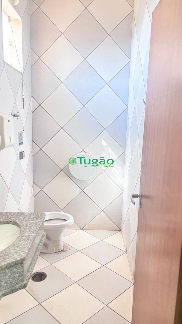 Galpão / Depósito / Armazém  para aluguel, 3800m² — foto 2 de 18