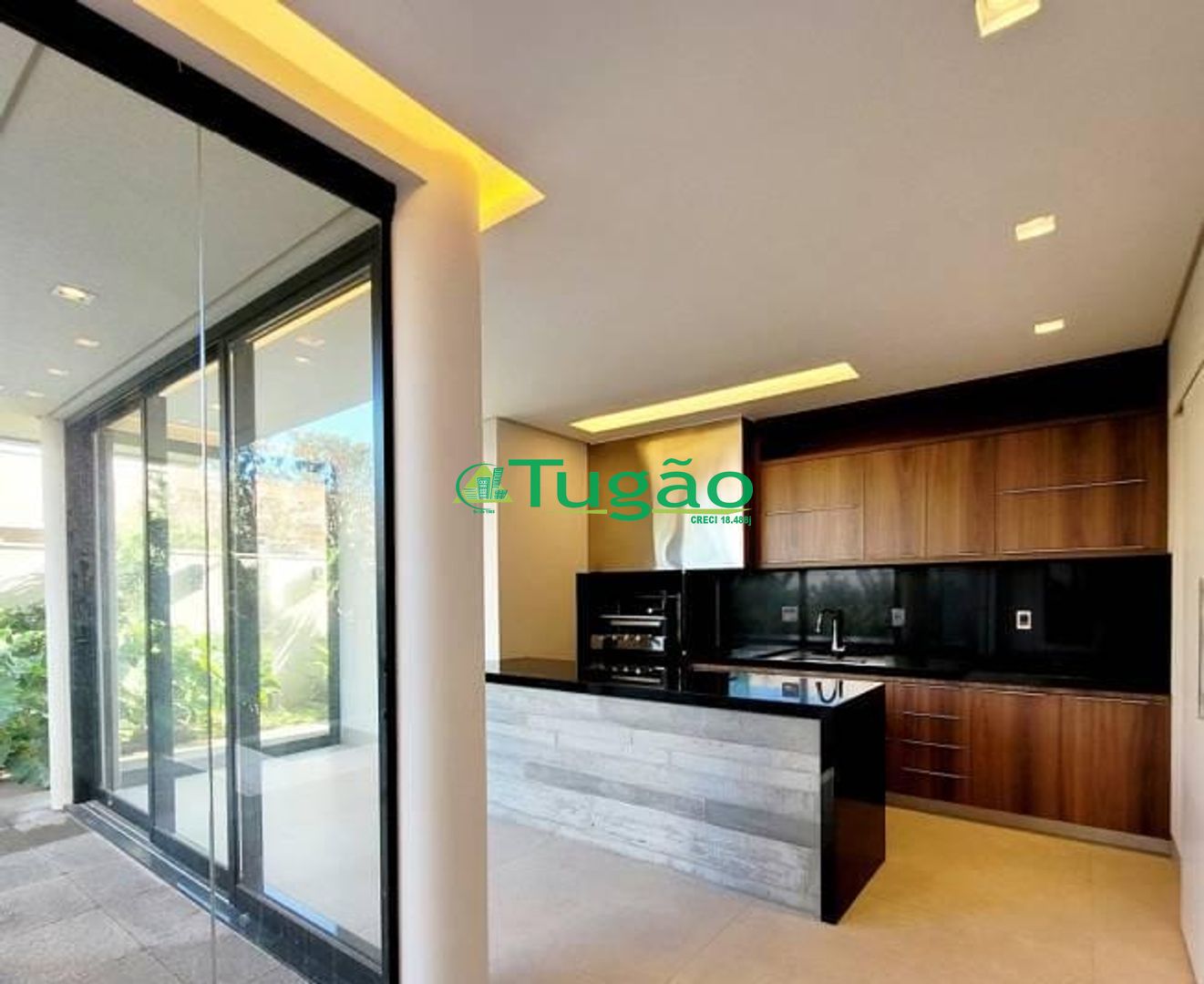 Casa de Condomínio com 4 quartos à venda, 360m² — foto 14 de 15