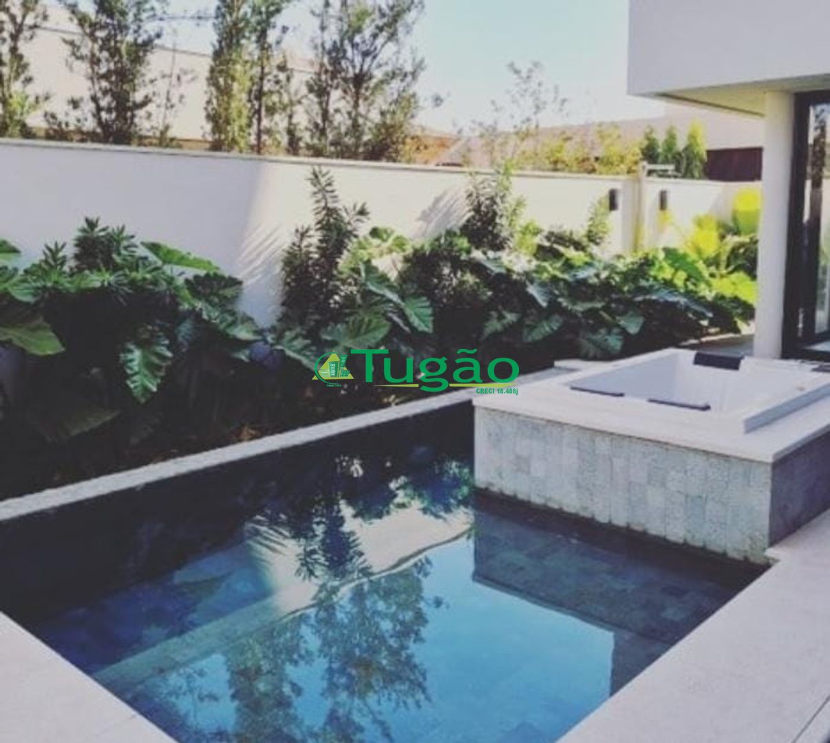 Casa de Condomínio com 4 quartos à venda, 360m² — foto 2 de 15