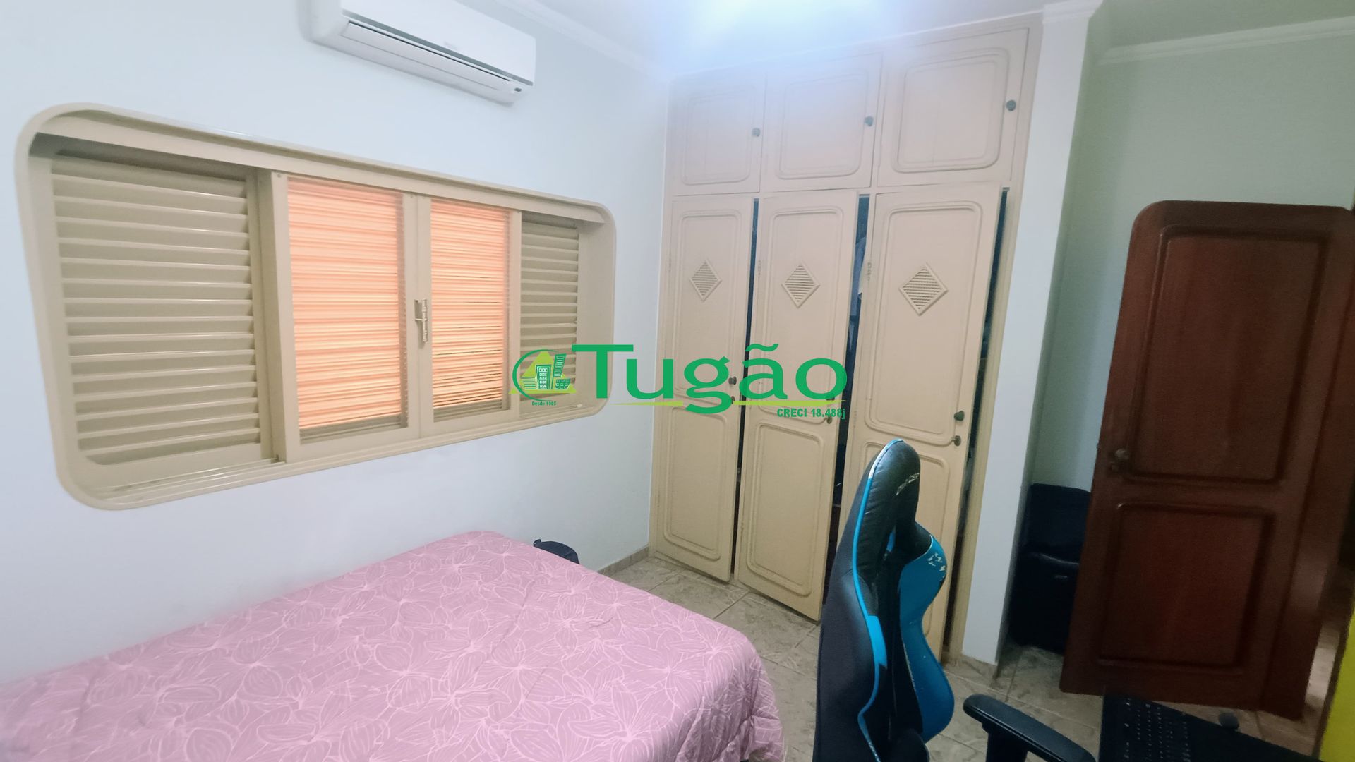 Casa com 3 quartos à venda, 249m² — foto 18 de 24