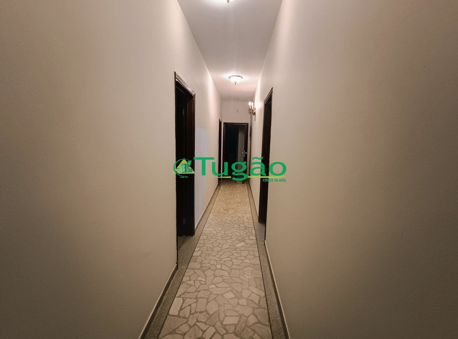 Casa com 3 quartos à venda, 500m² — foto 8 de 34