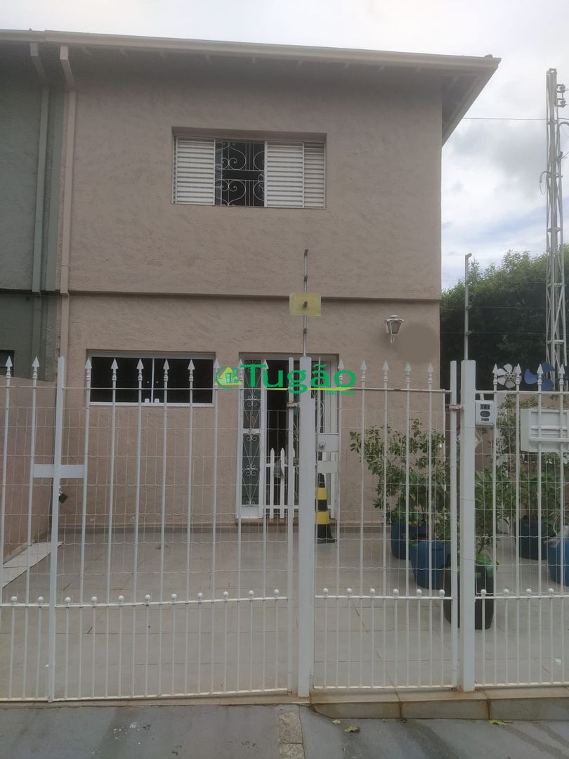 Casa com 2 quartos à venda, 70m² — foto 1 de 23