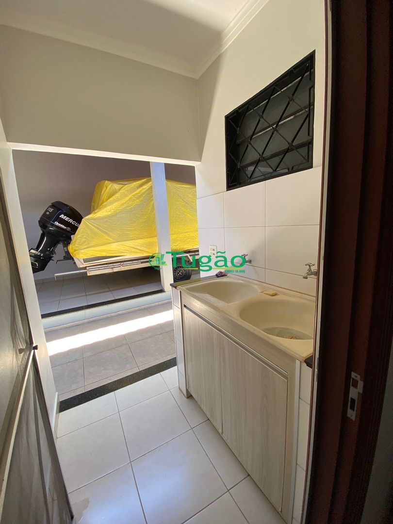 Fazenda / Sítio / Chácara com 3 quartos à venda, 220m² — foto 2 de 69