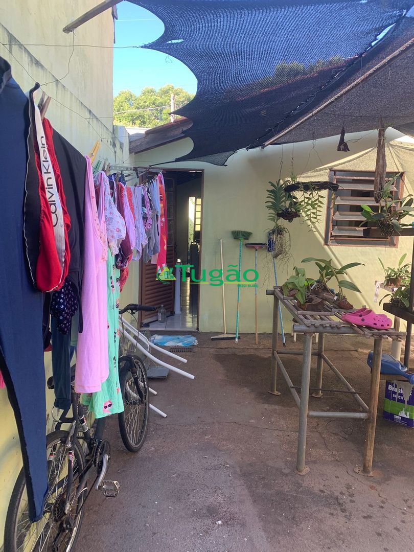 Casa com 2 quartos à venda, 90m² — foto 2 de 7