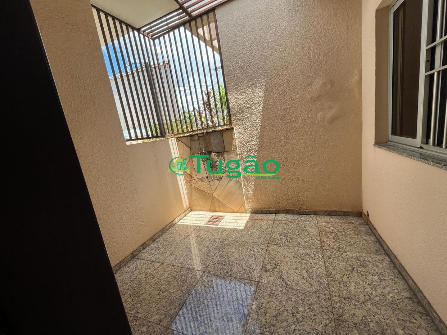 Casa com 3 quartos à venda, 354m² — foto 5 de 15