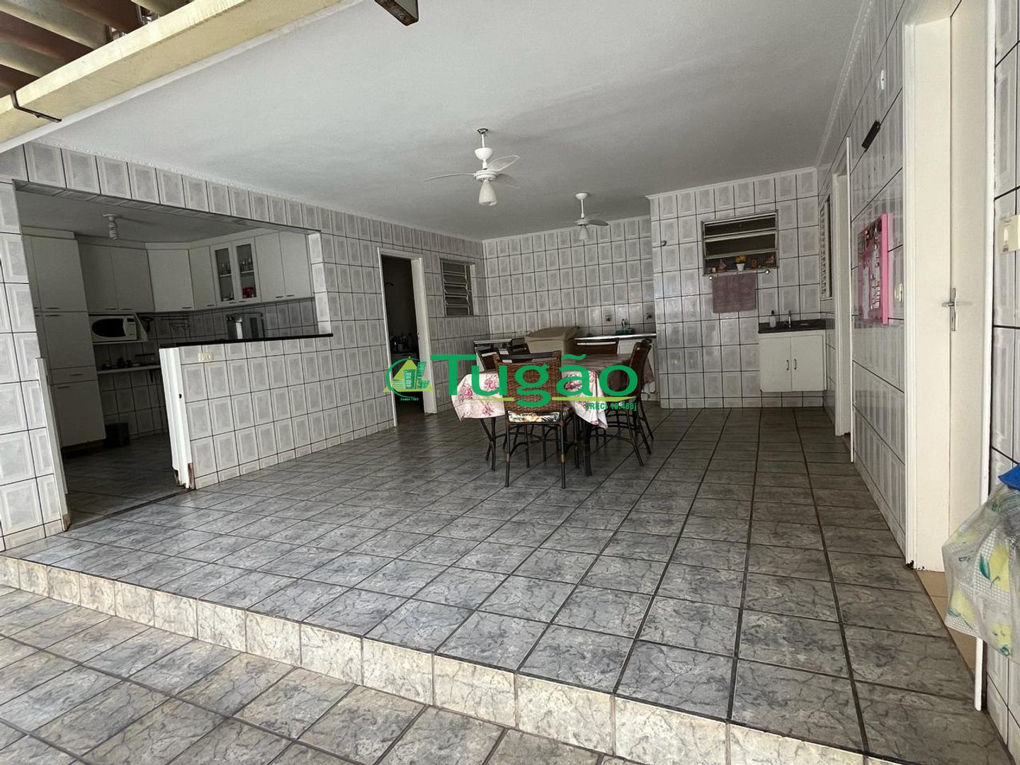 Casa com 3 quartos à venda, 354m² — foto 13 de 15