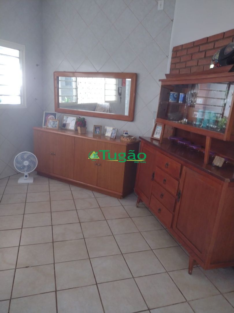 Casa com 3 quartos à venda, 165m² — foto 13 de 23