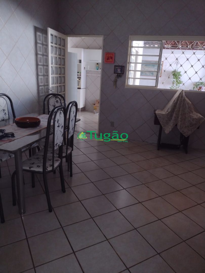 Casa com 3 quartos à venda, 165m² — foto 14 de 23