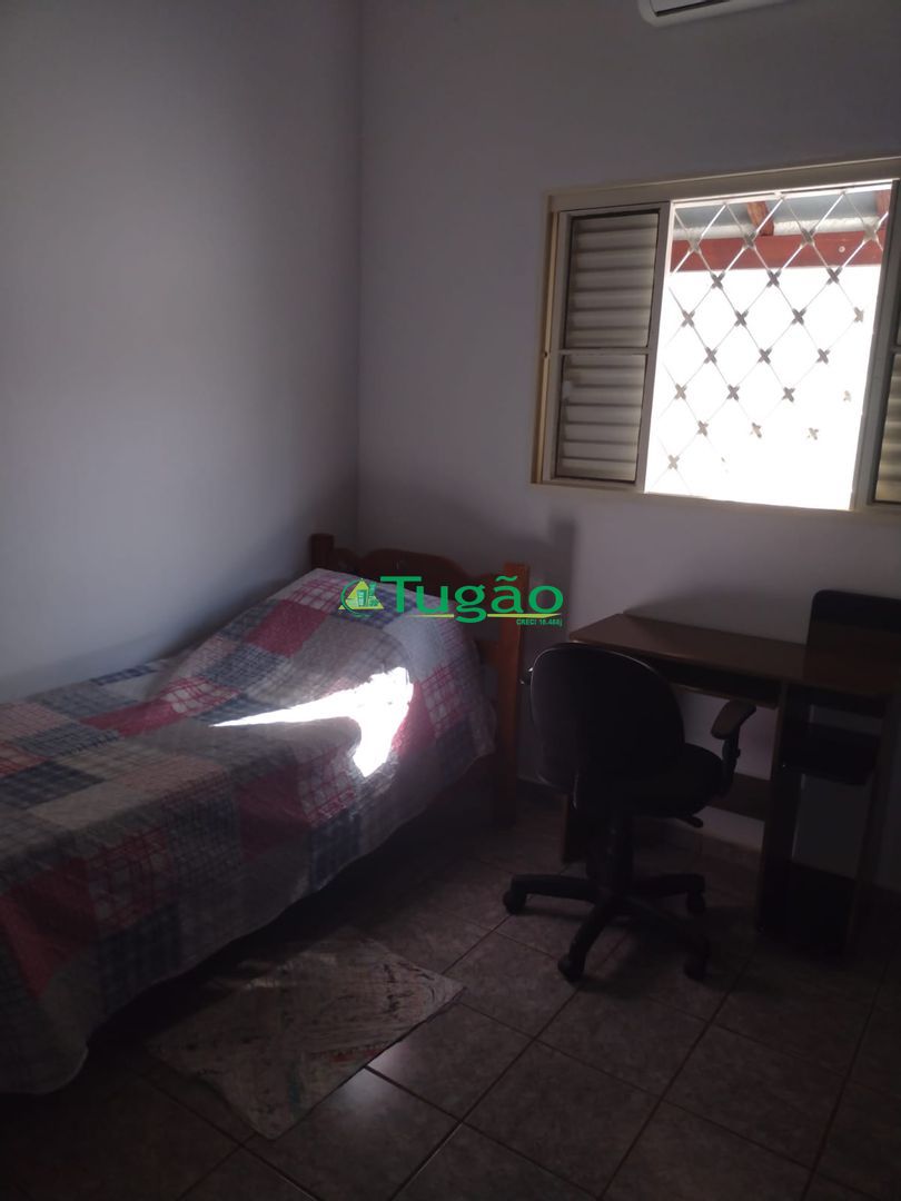 Casa com 3 quartos à venda, 165m² — foto 20 de 23