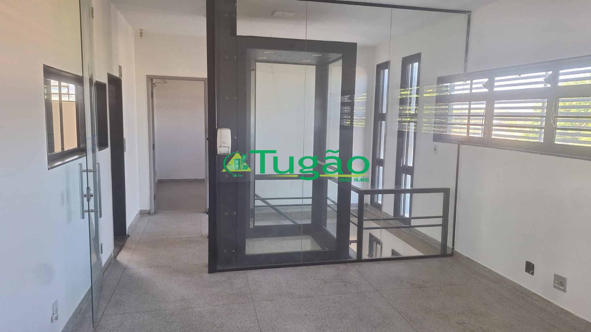 Galpão / Depósito / Armazém  à venda, 500m² — foto 3 de 20
