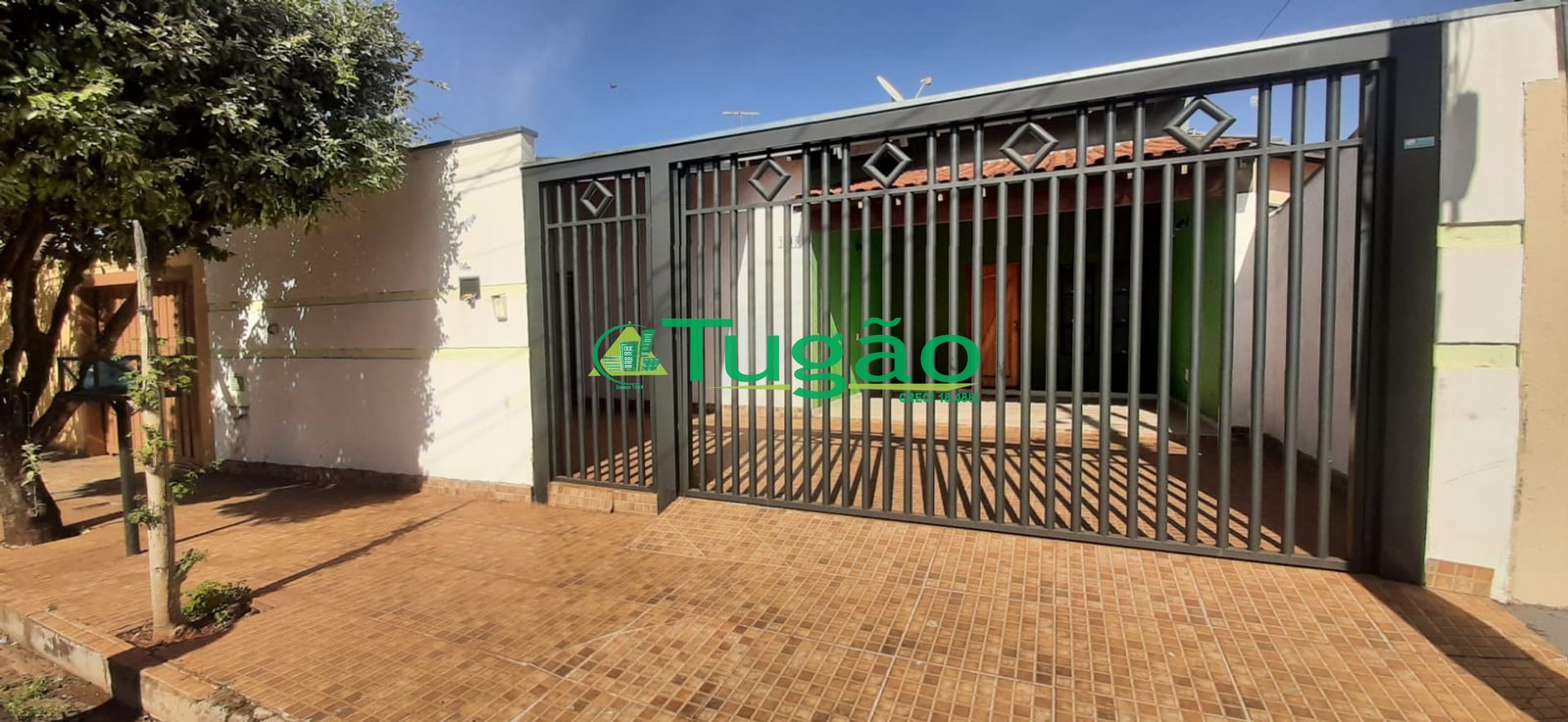 Casa com 3 quartos à venda, 150m² — foto 1 de 10