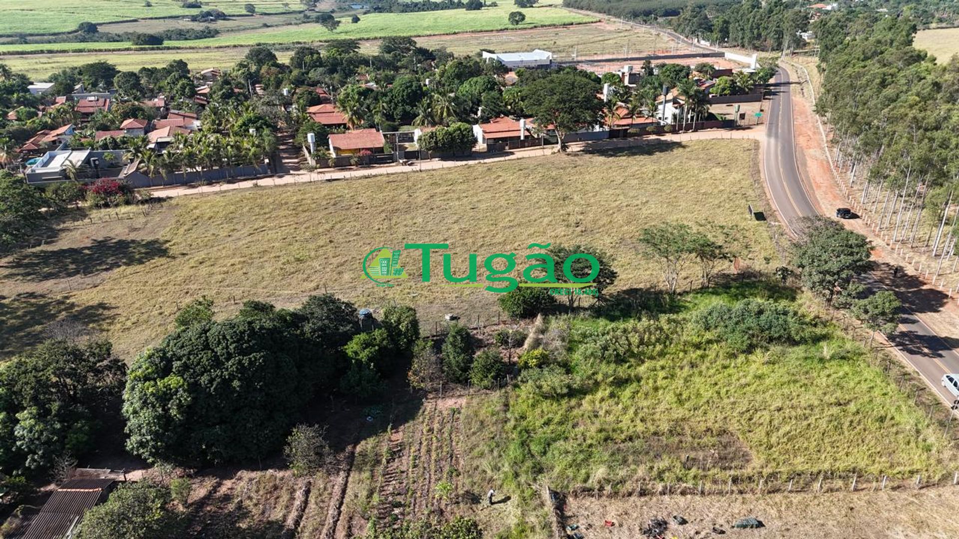 Terreno / Lote / Condomínio  à venda, 12000m² — foto 1 de 10