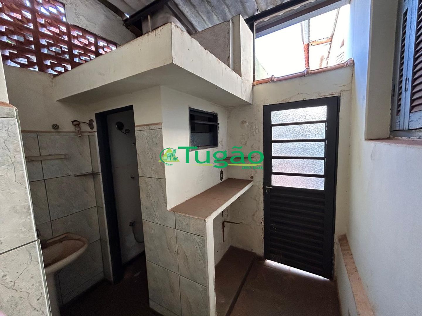 Casa com 2 quartos à venda, 141m² — foto 2 de 21