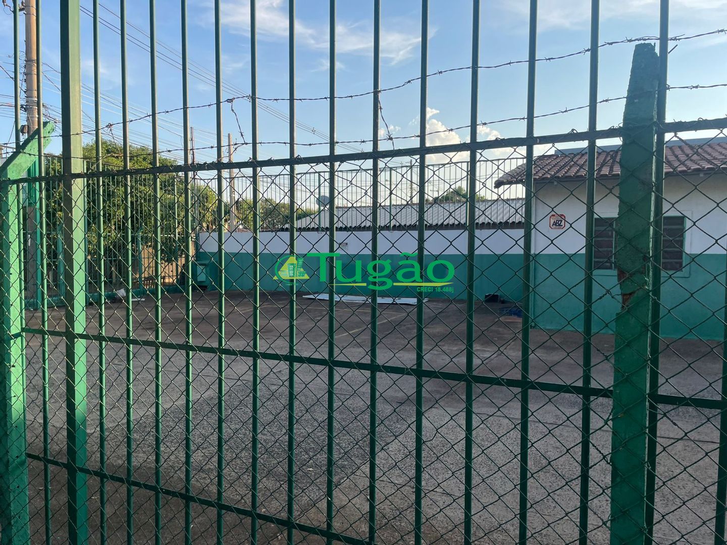 Galpão / Depósito / Armazém  à venda, 70m² — foto 3 de 6