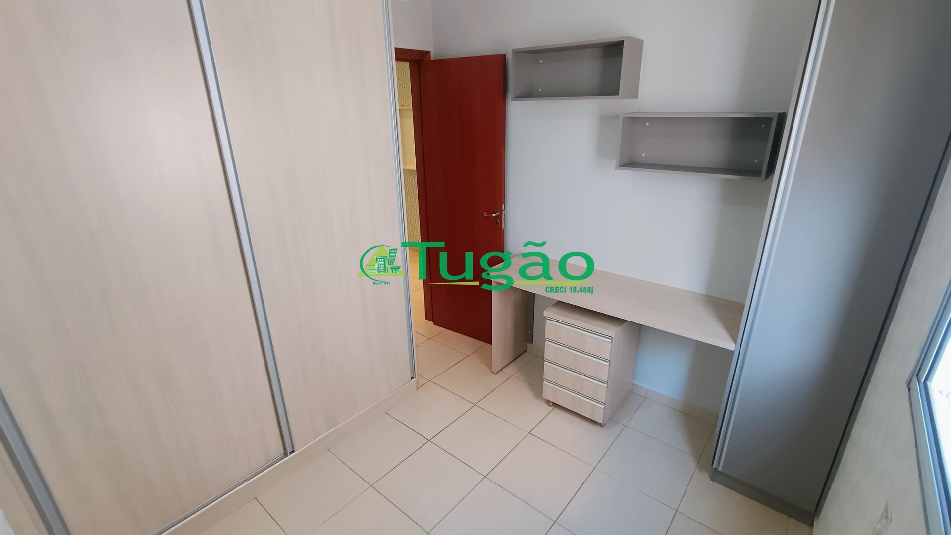 Apartamento com 3 quartos à venda, 75m² — foto 3 de 13