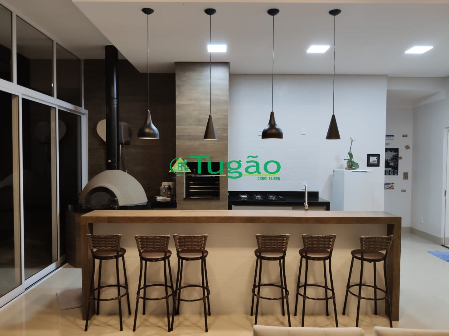 Casa de Condomínio com 3 quartos à venda, 250m² — foto 33 de 36