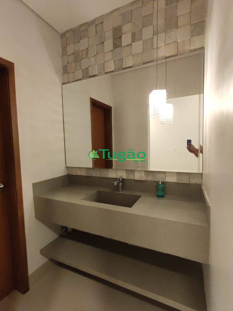 Casa de Condomínio com 3 quartos à venda, 250m² — foto 5 de 36