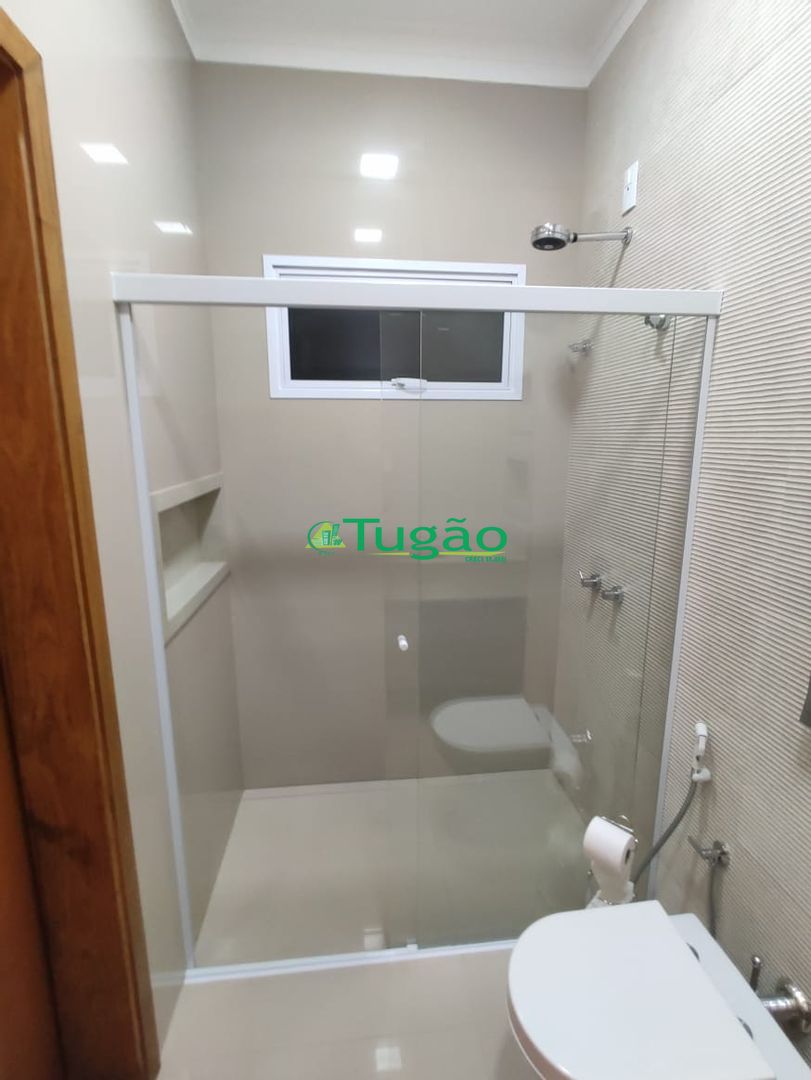 Casa de Condomínio com 3 quartos à venda, 250m² — foto 20 de 36