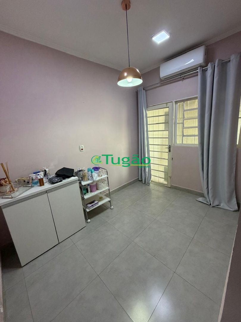 Loja / Salão / Ponto Comercial  para aluguel, 251m² — foto 13 de 22