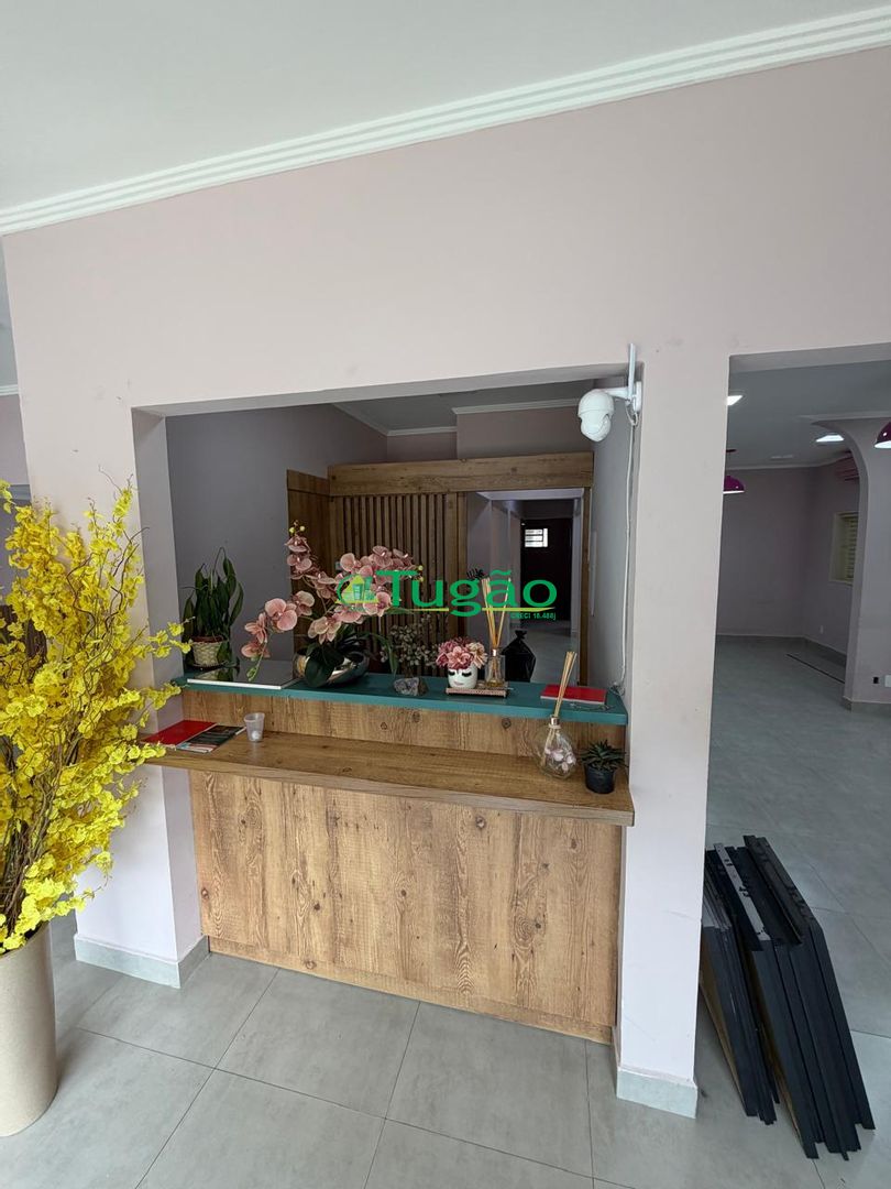 Loja / Salão / Ponto Comercial  para aluguel, 251m² — foto 3 de 22