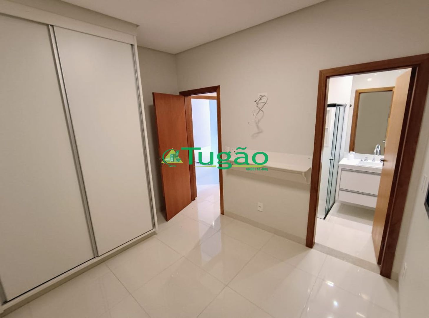 Casa de Condomínio com 3 quartos para aluguel, 210m² — foto 32 de 32