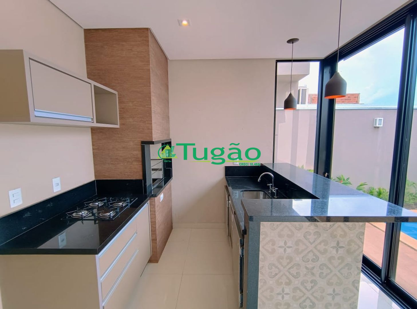 Casa de Condomínio com 3 quartos para aluguel, 210m² — foto 15 de 32