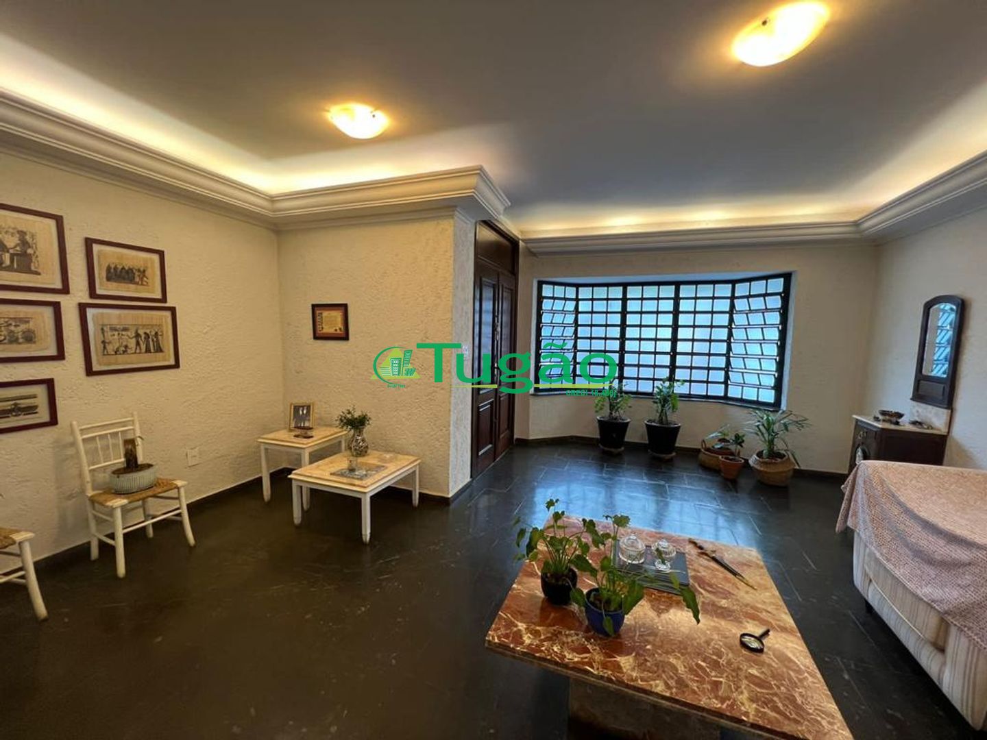 Casa com 3 quartos à venda, 360m² — foto 4 de 7