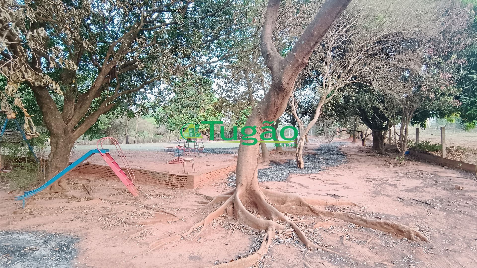 Fazenda / Sítio / Chácara com 3 quartos à venda, 550m² — foto 10 de 33