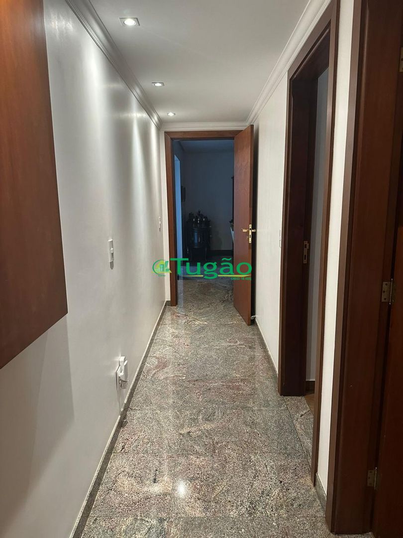 Apartamento com 3 quartos à venda, 217m² — foto 13 de 30