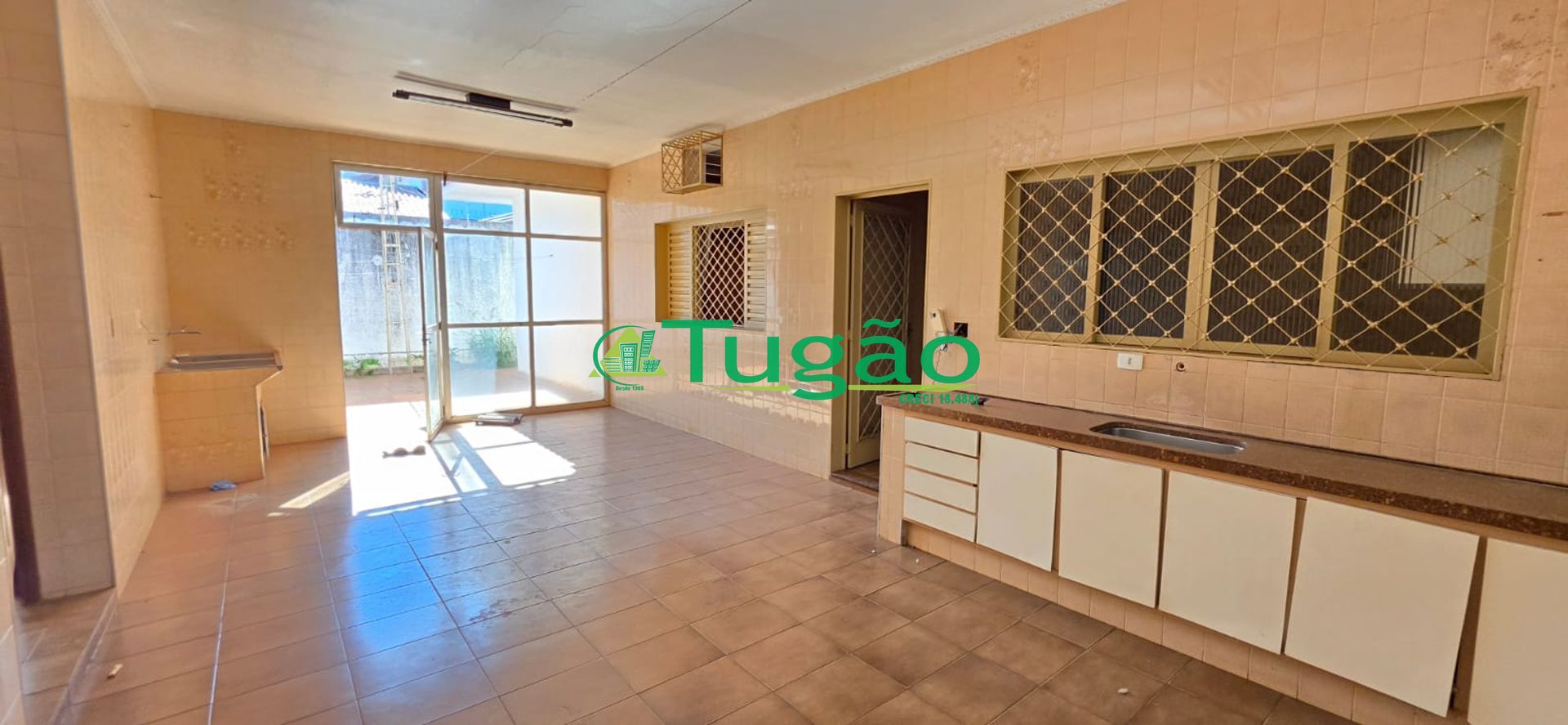 Imóvel Comercial com 3 quartos à venda, 270m² — foto 10 de 25