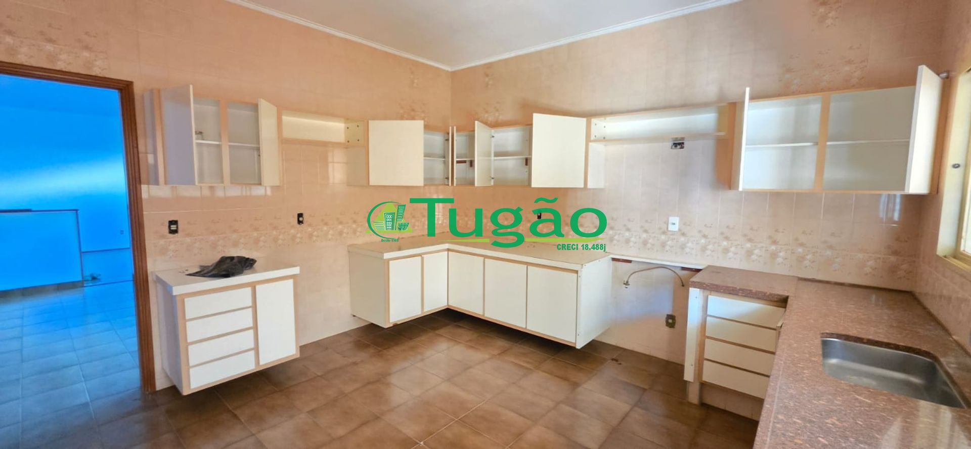 Imóvel Comercial com 3 quartos à venda, 270m² — foto 18 de 25