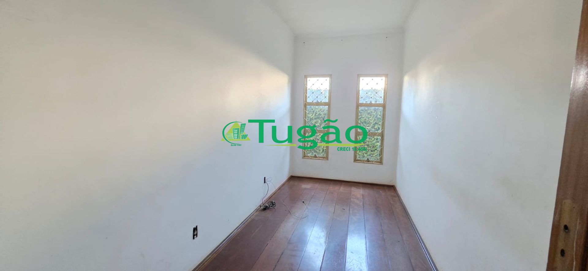 Imóvel Comercial com 3 quartos à venda, 270m² — foto 21 de 25