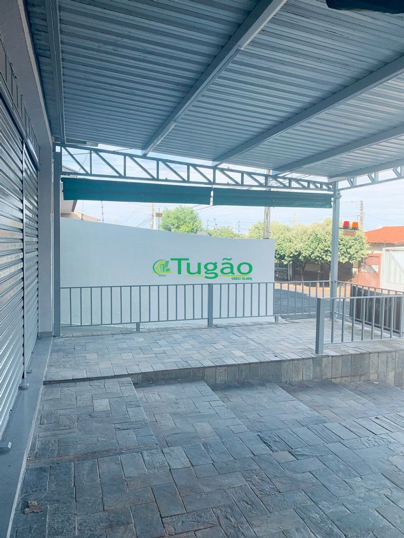 Loja / Salão / Ponto Comercial  à venda, 145m² — foto 1 de 11