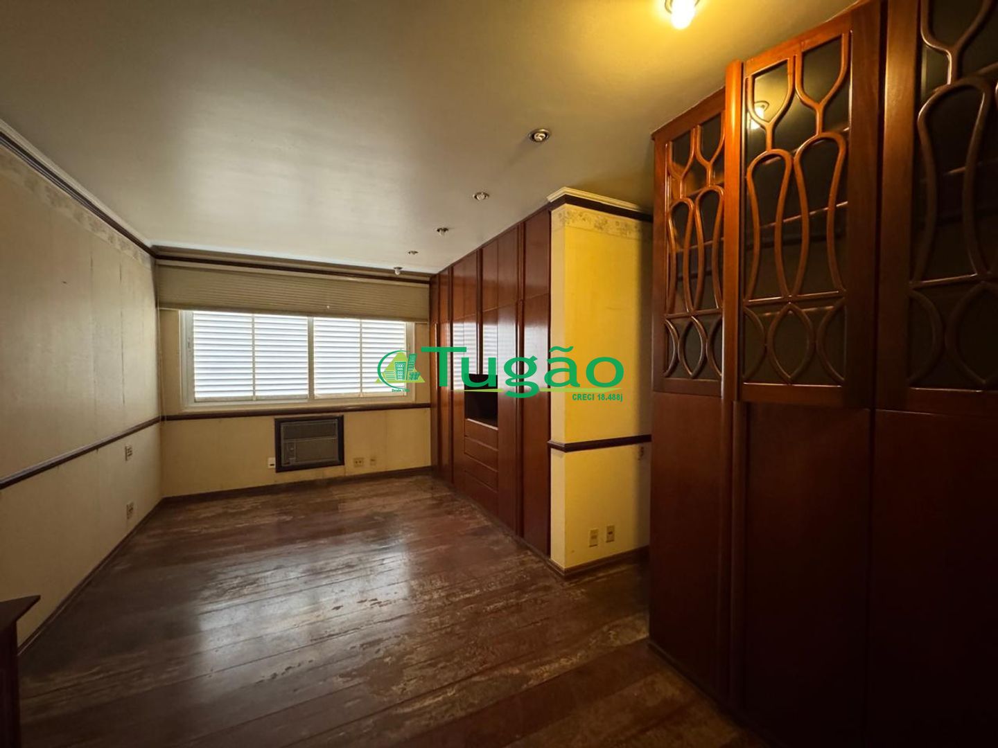 Casa com 4 quartos à venda, 680m² — foto 3 de 16