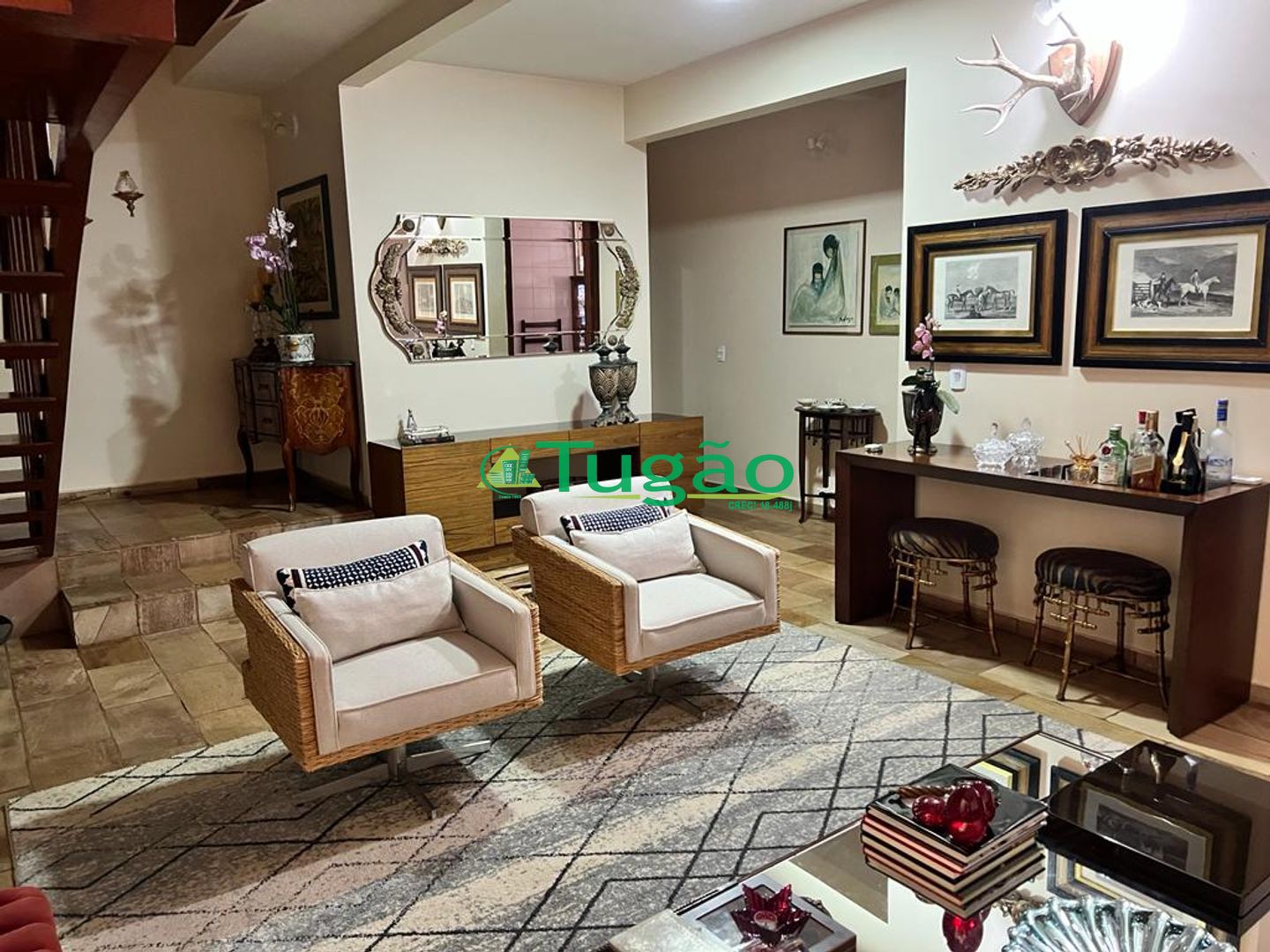 Fazenda / Sítio / Chácara com 8 quartos à venda, 700m² — foto 2 de 52
