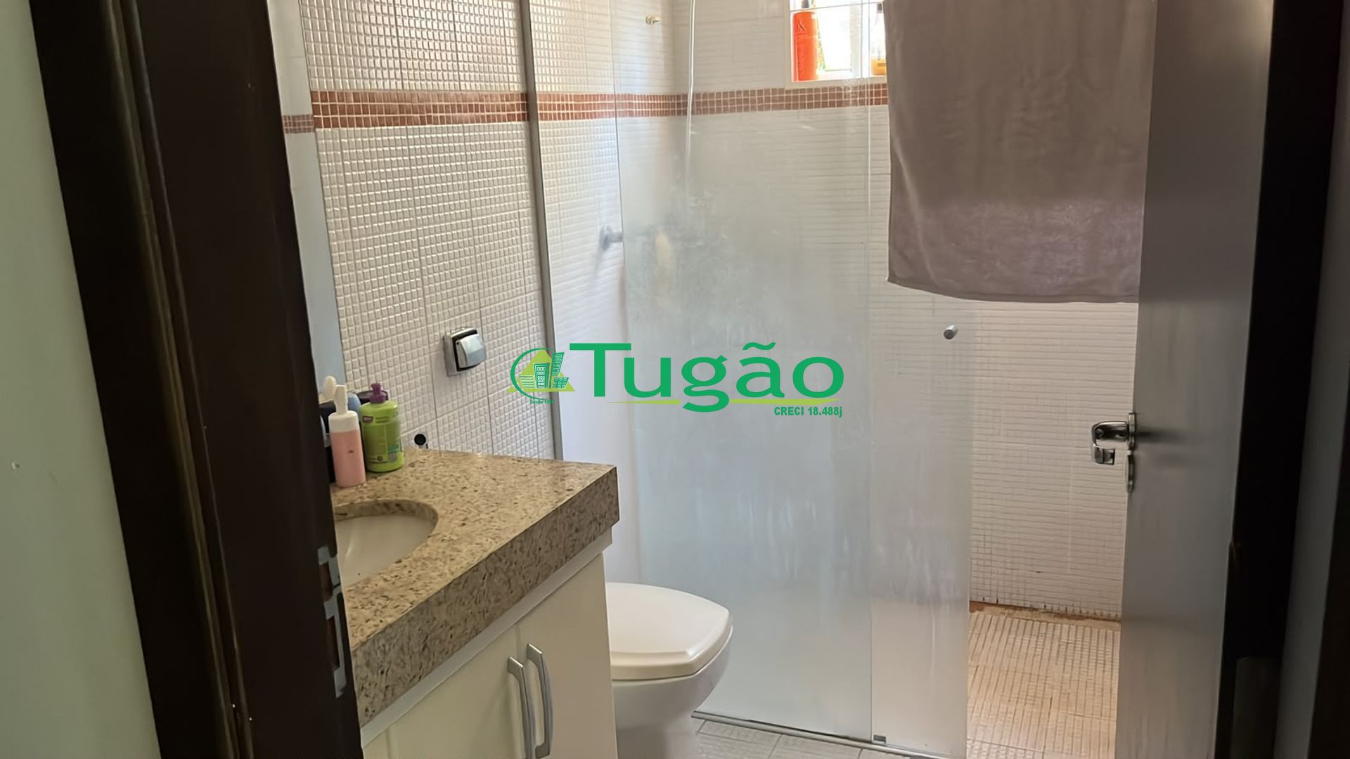 Casa com 3 quartos à venda, 260m² — foto 14 de 15