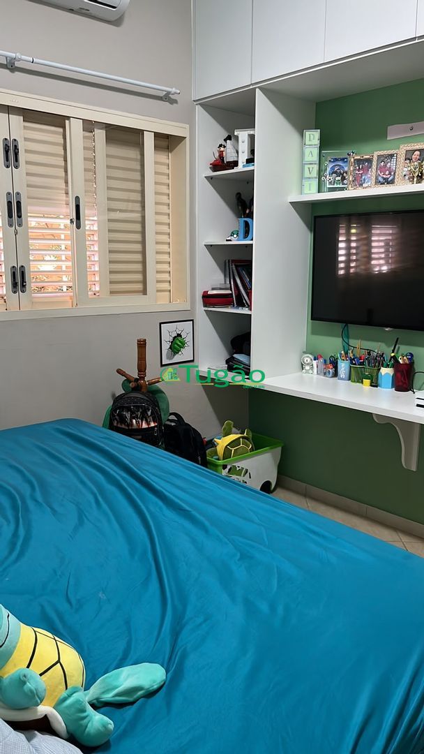 Casa com 3 quartos à venda, 260m² — foto 15 de 15